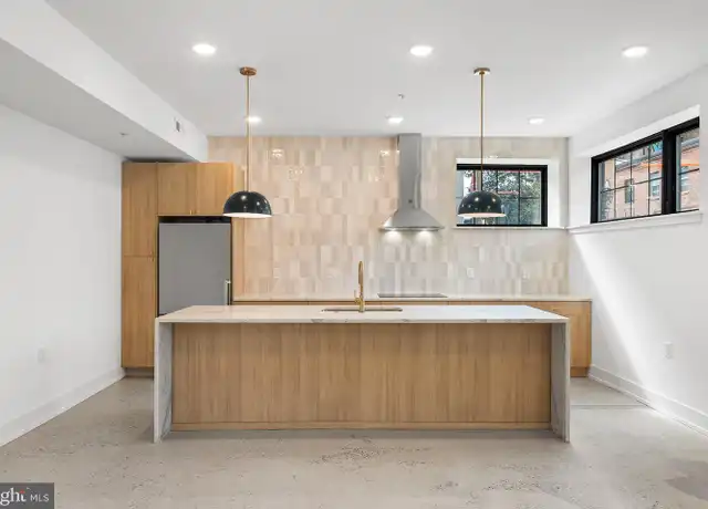 Property at 1772 N Front St Unit 1, Philadelphia, PA, 19122, 2 beds, 2 baths, [object Object]