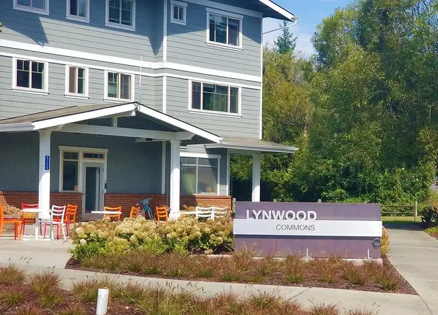 Photo of 4779 Lynwood Center Rd NE, Bainbridge Island, WA 98110