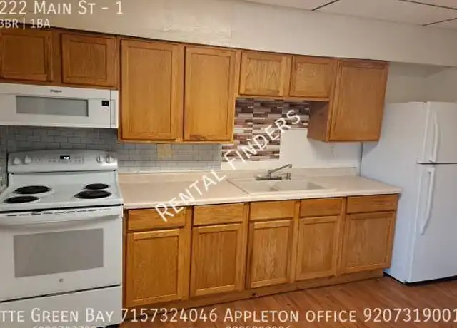 Property at 222 E Main St Unit 1, Chilton, WI, 53014, 3 beds, 1 bath, [object Object]