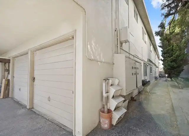 Property at 208 Avenue H, Redondo Beach, CA, 90277, 1 bed, 1 bath, [object Object]