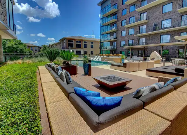 Property at Hayworth - 1414 Wood Hollow Dr, Houston, TX, 77057, 1 bed, 1-2 bath, [object Object]