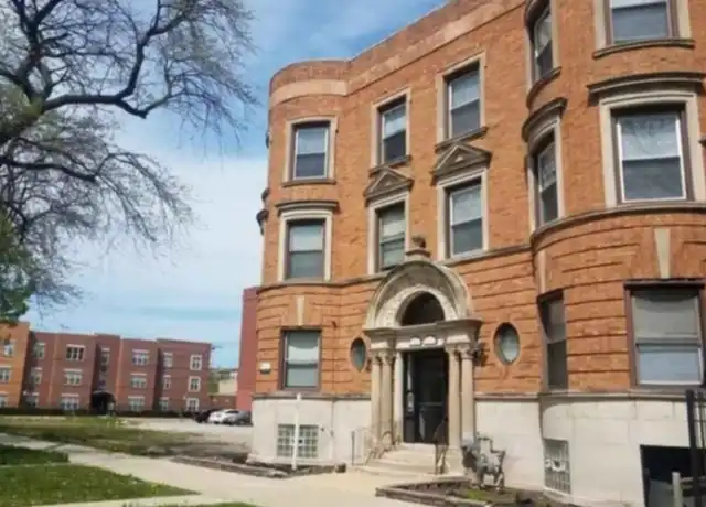 Property at 4317 S Michigan Ave Unit 1, Chicago, IL, 60653, 2 beds, 1 bath, [object Object]
