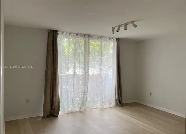 Property at 1740 NW North River Dr #221, Miami, FL, 33125, 1 bed, 1 bath, [object Object]