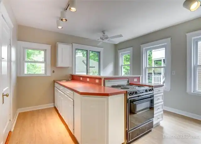 Property at 14 West St Unit 1, Milton, MA, 02186, 2 beds, 1 bath, [object Object]