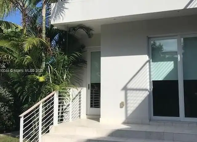 Property at 321 Palmwood Ln, Key Biscayne, FL, 33149, 6 beds, 5.5 baths, [object Object]