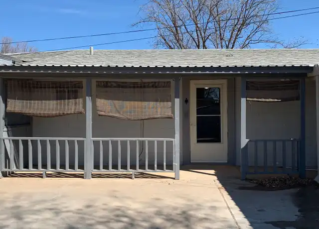Property at 710 12th St Unit B, Shallowater, TX, 79363, 3 beds, 2 baths, [object Object]