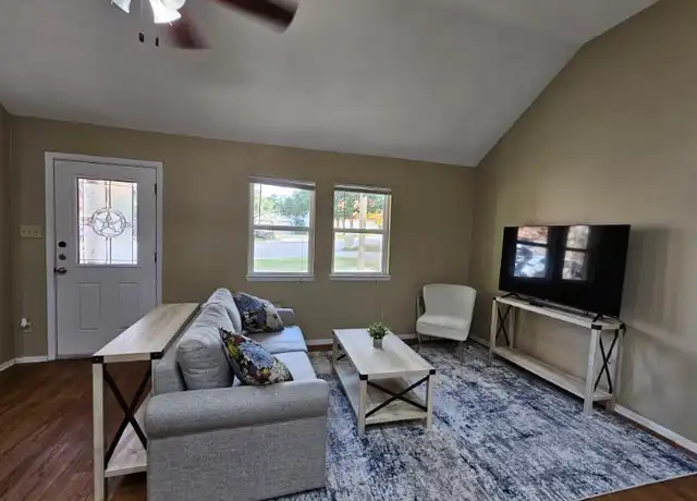 Property at 7002 Oak Meadow Cir Unit A, Austin, TX, 78736, 2 beds, 2 baths, [object Object]