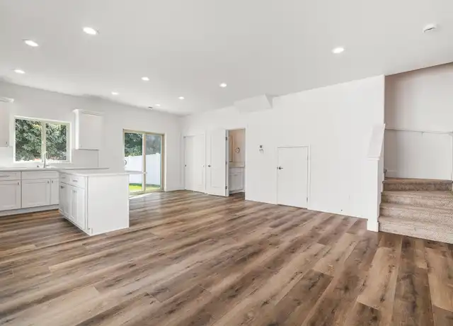 Property at 1141 S Underwood St Unit 110, Kennewick, WA, 99337, 3 beds, 2.5 baths, [object Object]