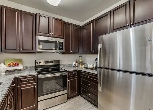Property at Beacon Place-Tuscaloosa - 4400 Beacon Pl Pkwy, Tuscaloosa, AL, 35405, 2 beds, 1-2 bath, [object Object]