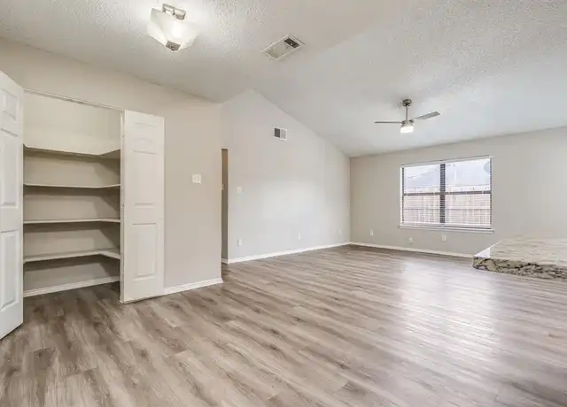 Property at 1428 Lakecrest Dr, Grand Prairie, TX, 75051, 3 beds, 2 baths, [object Object]