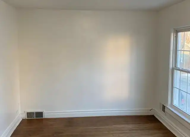 Property at 54 Mary St, Binghamton, NY, 13903, 2 beds, 1 bath, [object Object]