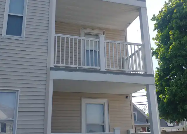Property at 85 Lynnfield St Unit 3, Lynn, MA, 01904, 2 beds, 1 bath, [object Object]