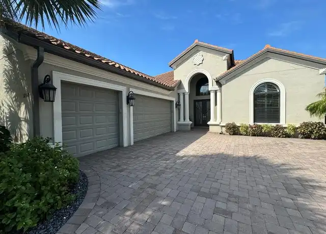 Property at 9262 Rialto Ln, Naples, FL, 34119, 3 beds, 3.5 baths, [object Object]