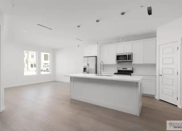 Property at 165 W Ruben M Torres Sr Blvd Unit B, Brownsville, TX, 78520, 2 beds, 2 baths, [object Object]