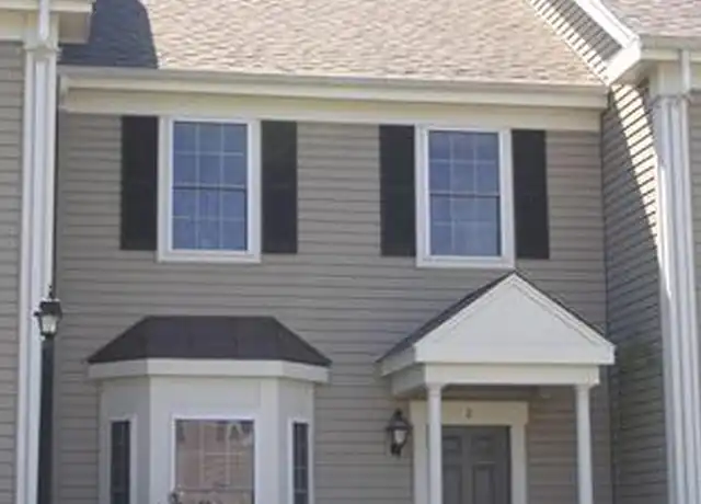 Property at 4 Abbott Ln Unit 2, Concord, MA, 01742, 2 beds, 1.5 baths, [object Object]
