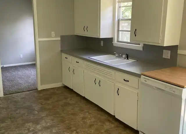 Property at 17074 S 87th East Ave, Bixby, OK, 74008, 3 beds, 1 bath, [object Object]