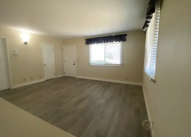 Property at 903 E Airport Ave, Lompoc, CA, 93436, 2 beds, 1 bath, [object Object]