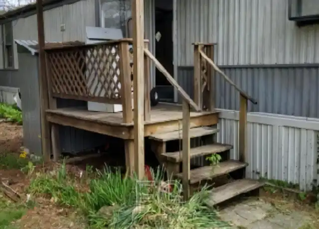 Property at 49 Tuckaway Ln, Brevard, NC, 28712, 2 beds, 2 baths, [object Object]