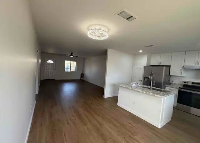 Property at 2702 E Juniper Ave Unit A, Phoenix, AZ, 85032, 3 beds, 2 baths, [object Object]