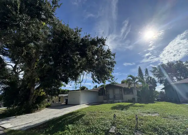 Property at 207 Shore T Rd Unit A, Nokomis, FL, 34275, 2 beds, 1 bath, [object Object]