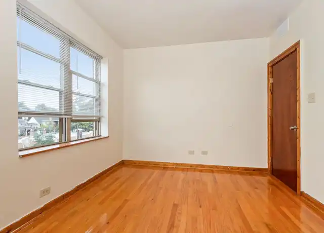 Property at 3148 W 64th St Unit 6359 3F, Chicago, IL, 60629, 2 beds, 1 bath, [object Object]