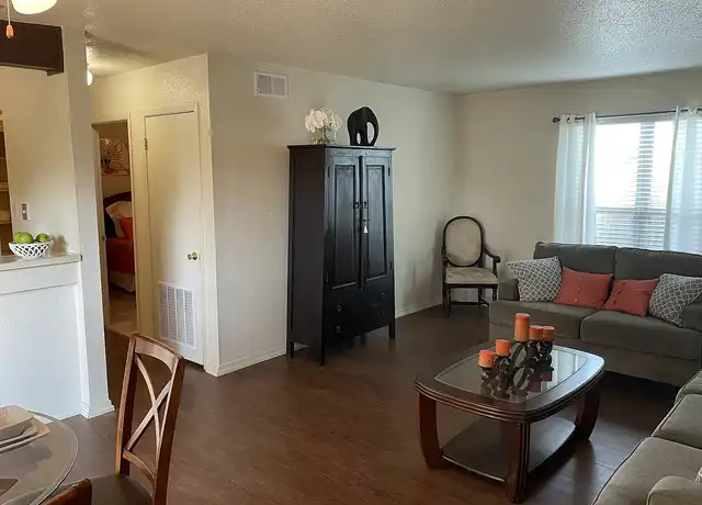 Property at Seasons Apartments - 9100 Walker Rd, Shreveport, LA, 71118, 2 beds, 2 baths, [object Object]