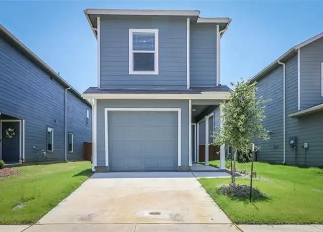 Property at 12116 Thoroughbred Dr, Aubrey, TX, 76227, 3 beds, 2.5 baths, [object Object]