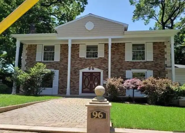 Property at 96 Heights Rd, Paramus, NJ, 07652, 4 beds, 4.5 baths, [object Object]