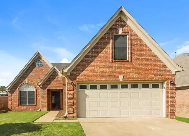 Property at 9812 Southern Oak Way, Olive Branch, MS, 38654, 3 beds, 2 baths, [object Object]