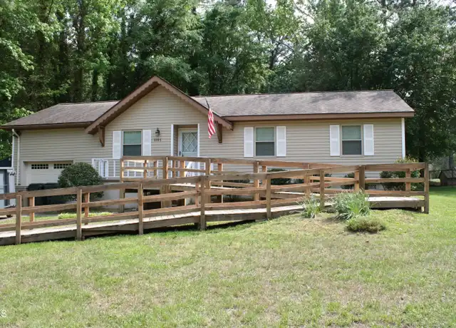 Property at 1101 Cranston Rd, Garner, NC, 27529, 3 beds, 2 baths, [object Object]