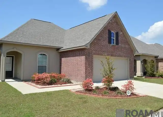 Property at 621 Greenwich Dr, Baton Rouge, LA, 70820, 3 beds, 2 baths, [object Object]