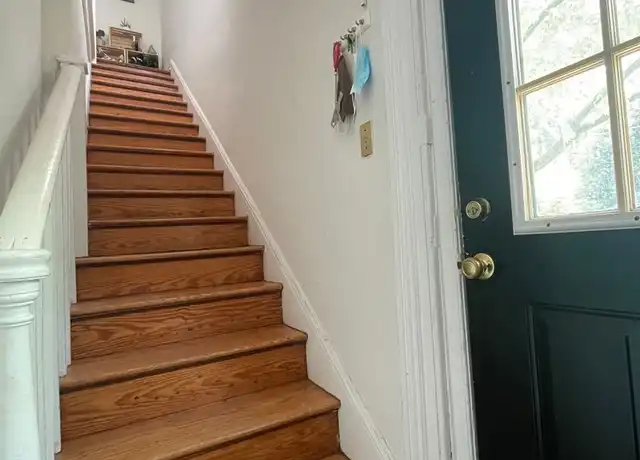 Property at 528 S Pine St Unit A, Richmond, VA, 23220, 2 beds, 1 bath, [object Object]