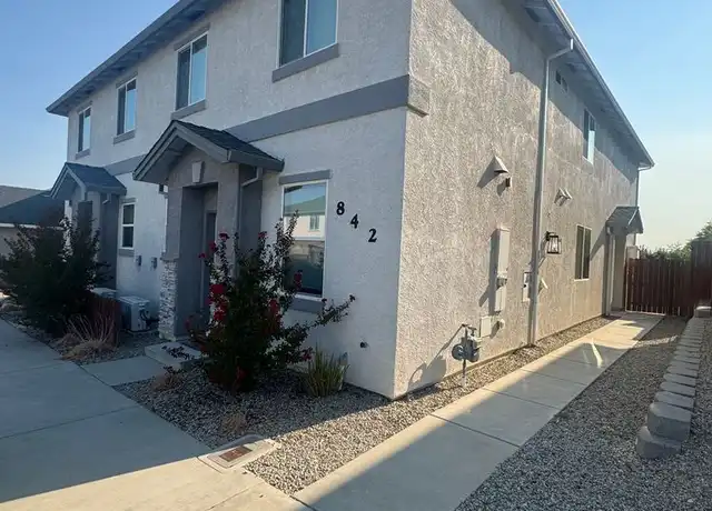 Property at 842 Mission De Oro Dr Unit B, Redding, CA, 96003, 4 beds, 2.5 baths, [object Object]