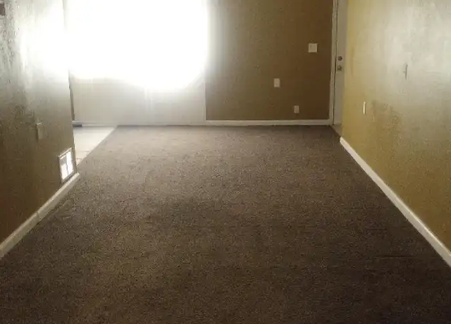 Property at 6016 Swope Pkwy, Kansas City, MO, 64130, 3 beds, 1 bath, [object Object]