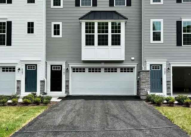 Property at 2103 Rivers Dr, Newark, DE, 19702, 3 beds, 2.5 baths, [object Object]