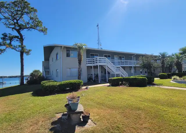 Property at 726 Eglin Pkwy NE Unit 5A, Fort Walton Beach, FL, 32547, 3 beds, 1 bath, [object Object]