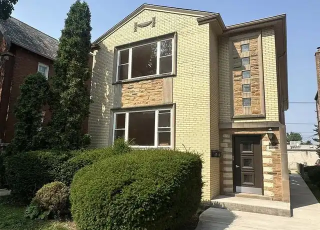 Property at 10508 S Claremont Ave Unit 2, Chicago, IL, 60643, 3 beds, 1 bath, [object Object]