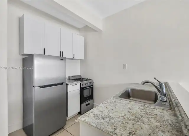 Property at 8135 Crespi Blvd #4, Miami Beach, FL, 33141, 1 bed, 1 bath, [object Object]