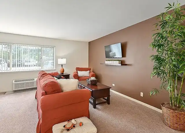 Property at Harbor Lake - 1610 Sunset Ave, Waukegan, IL, 60087, 0-2 beds, 1 bath, [object Object]