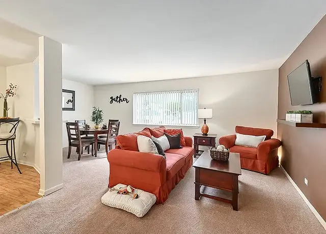 Photo of 1610 Sunset Ave, Waukegan, IL 60087