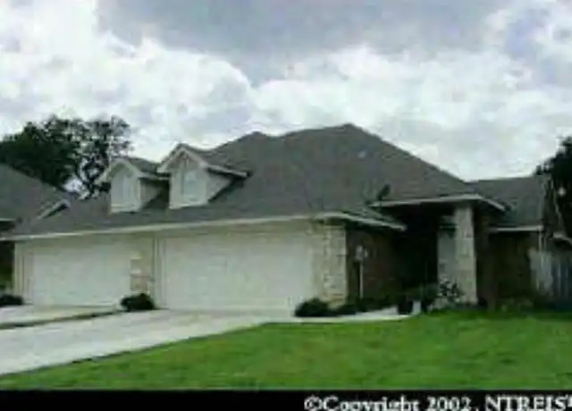 Property at 224 Rentz Place Cir, Weatherford, TX, 76086, 3 beds, 2 baths, [object Object]