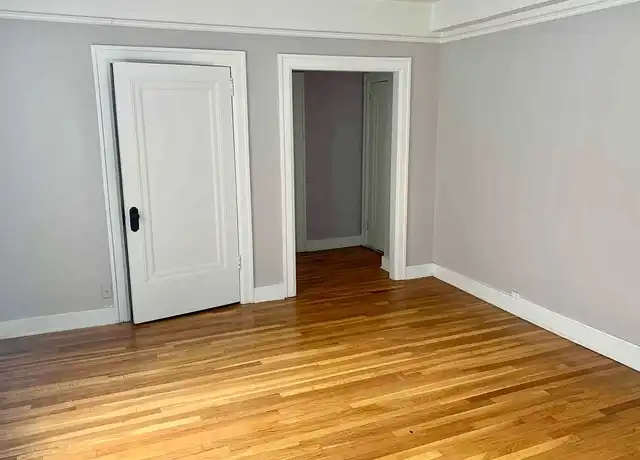 Property at The Oakwood - 547 Cherry St SE, Grand Rapids, MI, 49503, 0-2 beds, 1 bath, [object Object]
