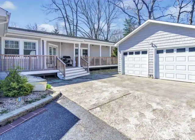 Property at 46 W Tiana Rd, Hampton Bays, NY, 11946, 4 beds, 3 baths, [object Object]