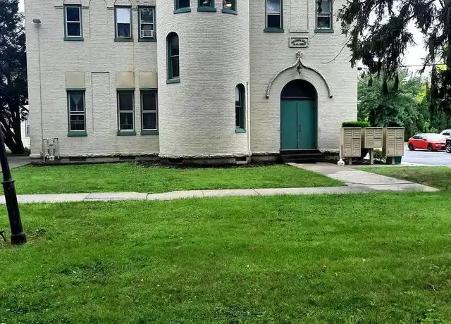 Property at 12 S Filbert St Unit B1, Mechanicsburg, PA, 17055, 1 bed, 1 bath, [object Object]
