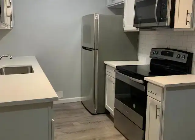 Property at 2151 Decker Rd Unit 3, Walled Lake, MI, 48390, 1 bed, 1 bath, [object Object]