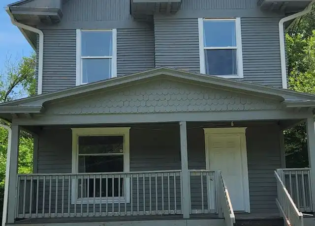 Property at 1116 SW Buchanan St, Topeka, KS, 66604, 3 beds, 2 baths, [object Object]