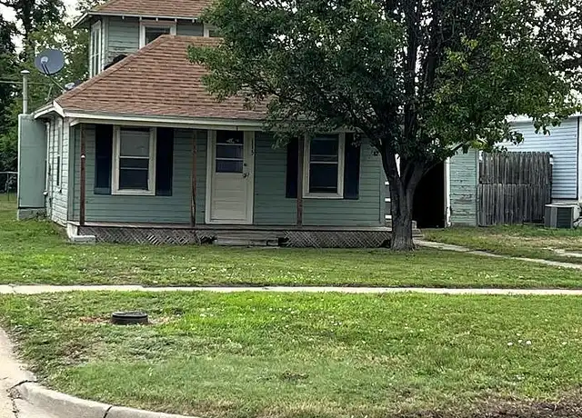 Property at 115 E Grand Ave, Salina, KS, 67401, 2 beds, 1 bath, [object Object]
