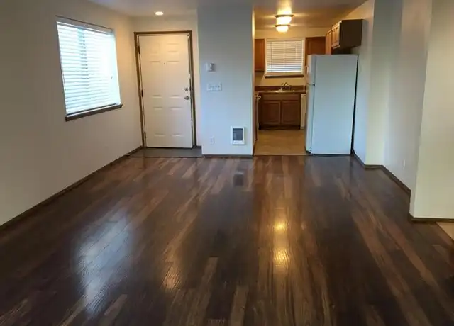 Property at 938 SW Holden St Unit 1, Seattle, WA, 98106, 2 beds, 1 bath, [object Object]
