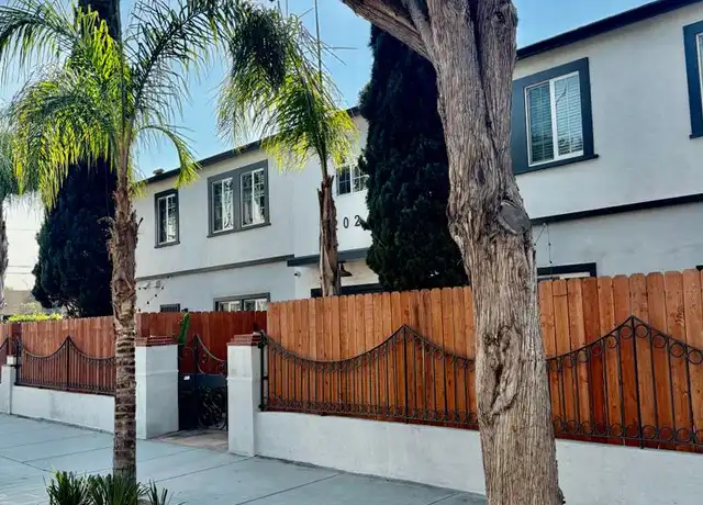 Property at 2024 3rd St Unit C, Santa Monica, CA, 90405, 2 beds, 1 bath, [object Object]