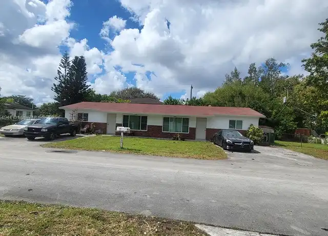 Property at 2000 SW 96th Ave Unit 2, Miramar, FL, 33025, 2 beds, 1 bath, [object Object]